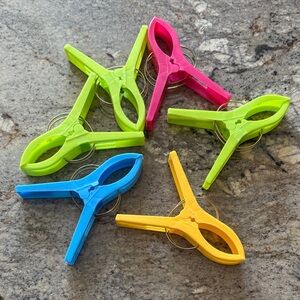 Colorful Plastic Clips - Set of Bright beach towel clips